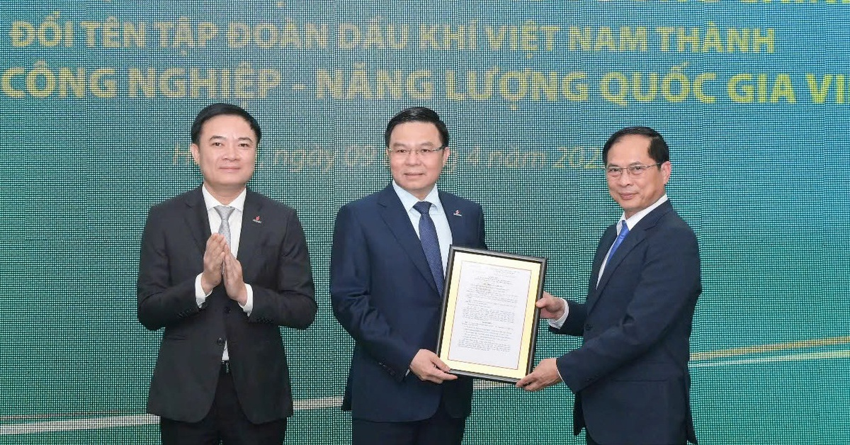 Chính thức chuyển đổi tên Tập đoàn Công nghiệp - Năng lượng Quốc gia Việt Nam - Petrovietnam