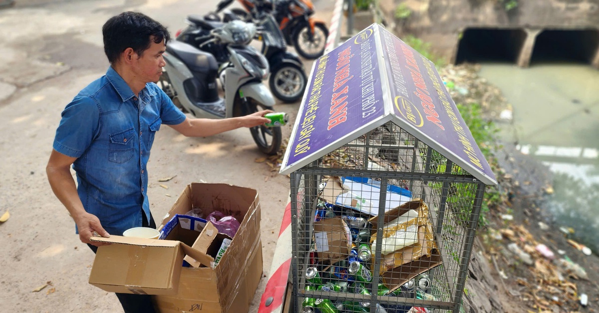 Thích thú với mô hình 'ngôi nhà xanh' thu gom rác thải phế liệu ở Bình Hưng Hòa