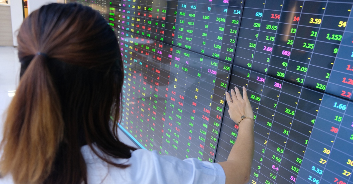 Chứng khoán chạy đua KRX: IT làm xuyên lễ, rót tiền tỉ đầu tư