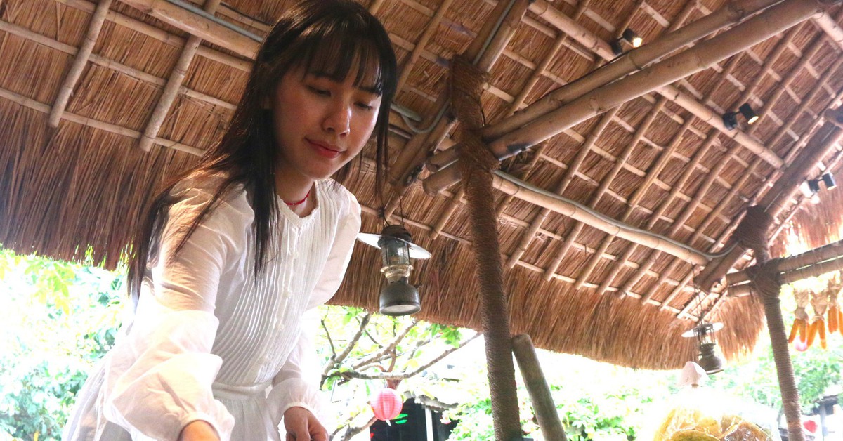 Du khách đến Nha Trang tìm về ký ức tuổi thơ, hoài niệm ngày xưa