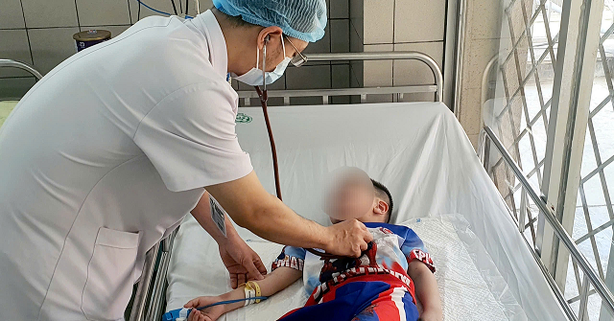 Nghịch dây rút quần, bé trai 5 tuổi tự ‘thắt cổ’ mình