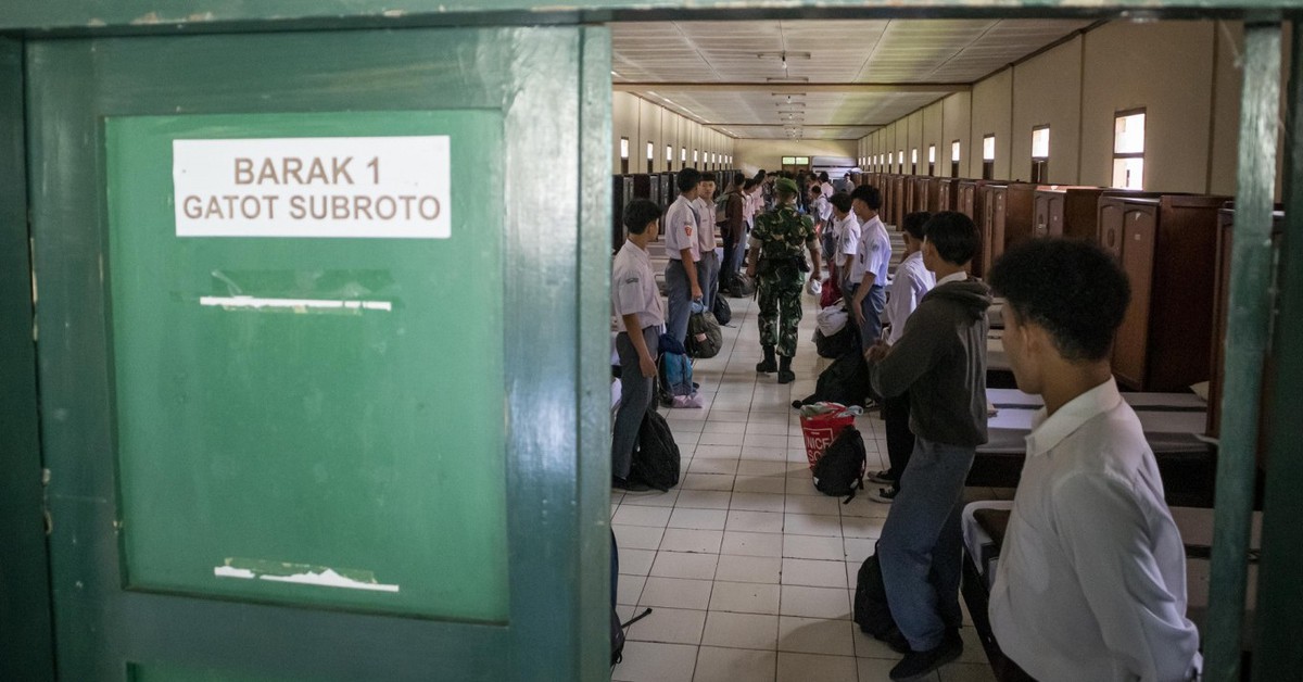 Indonesia thí điểm đưa học sinh cá biệt vào trại huấn luyện quân sự