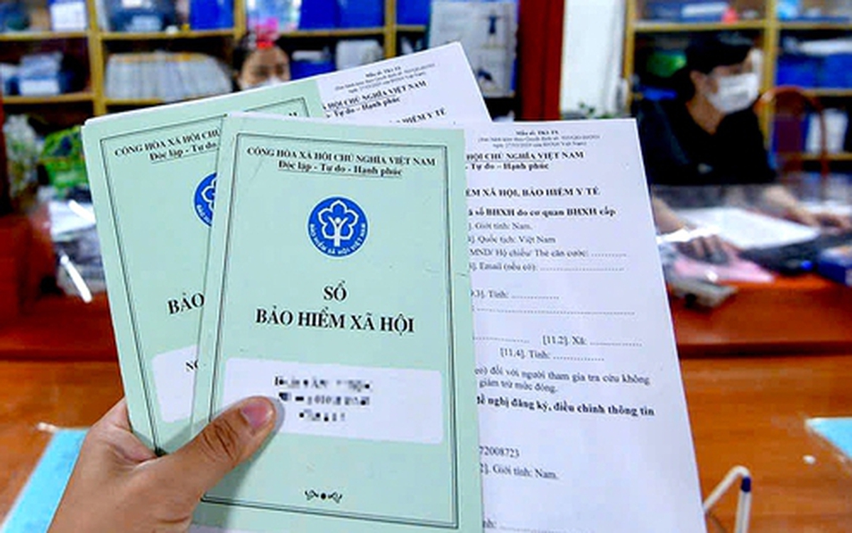 Công ty nợ tiền và giữ sổ bảo hiểm xã hội khi phá sản, phải làm sao?