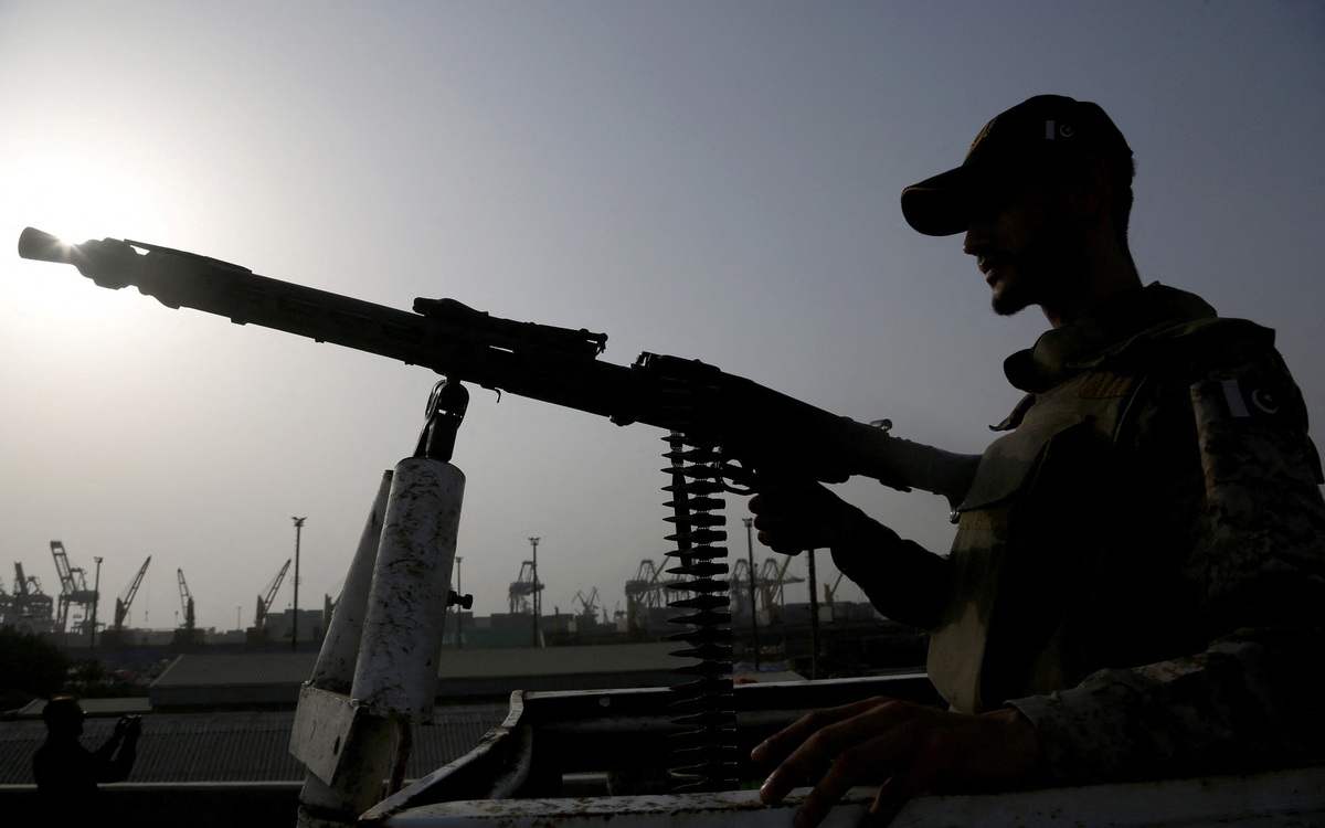 Pakistan tuyên bố trả đũa Ấn Độ, phá hủy kho tên lửa BrahMos