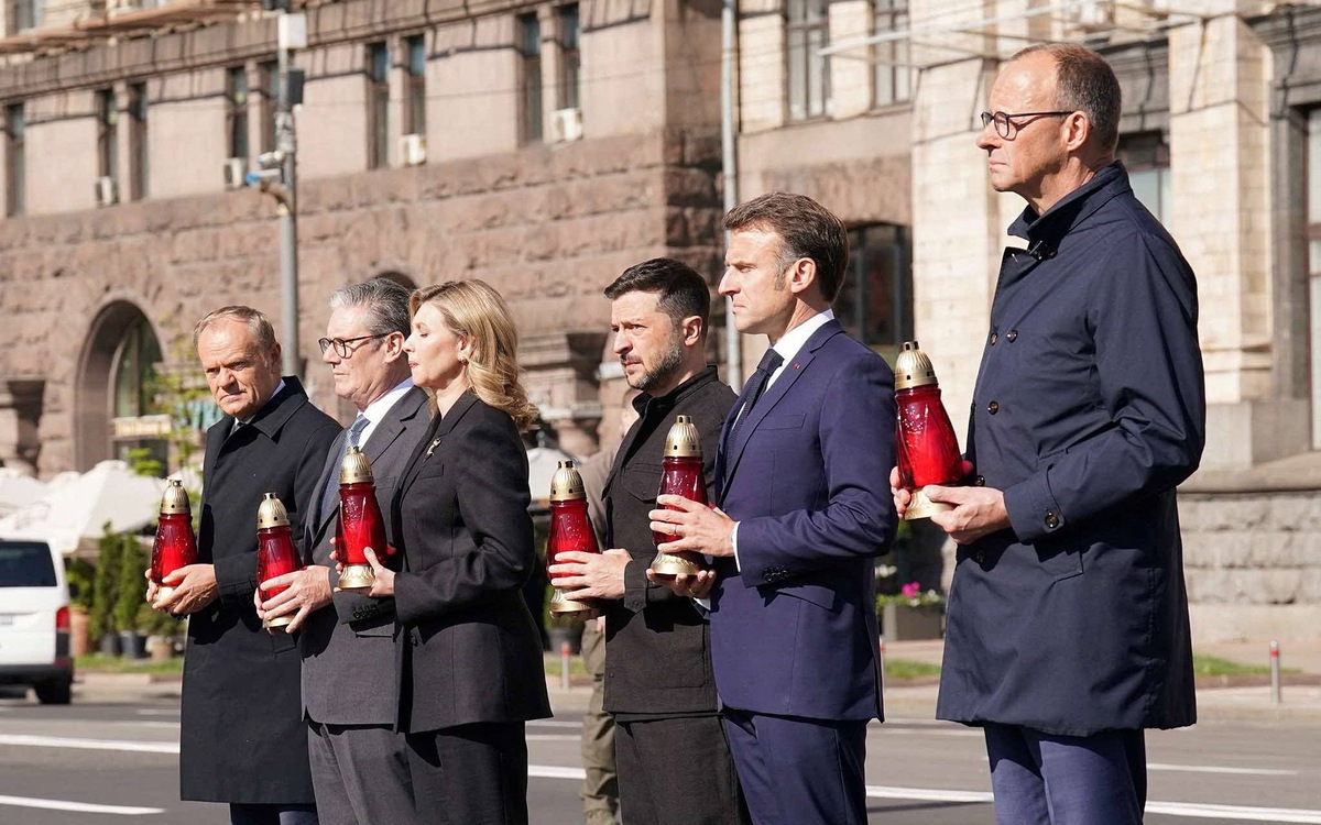 Sức ép ngừng bắn với Nga