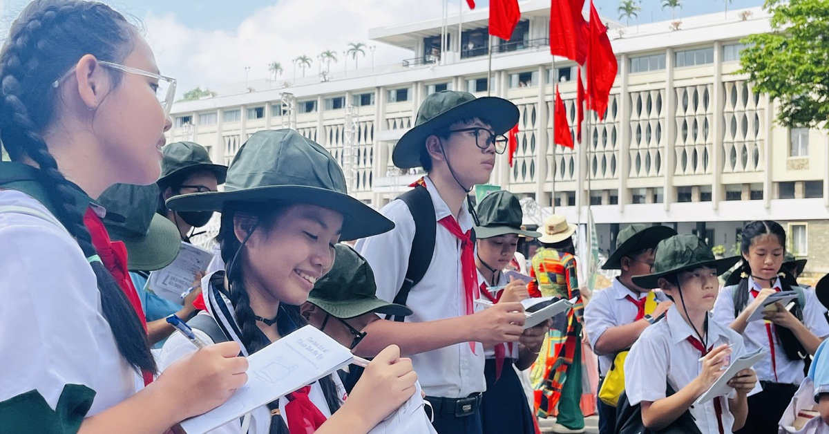 Vòng chung kết giải Lê Quý Đôn: Học sinh làm 'người lính trẻ'
