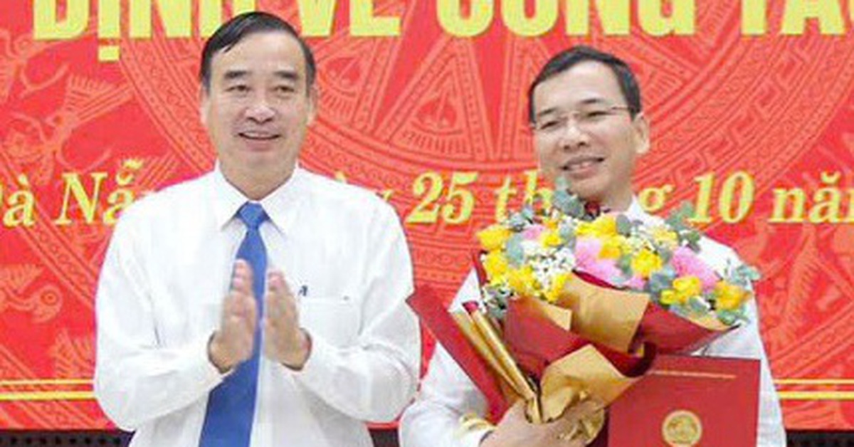 Đà Nẵng thành lập chi bộ đặc khu Hoàng Sa và 15 đảng bộ phường, xã