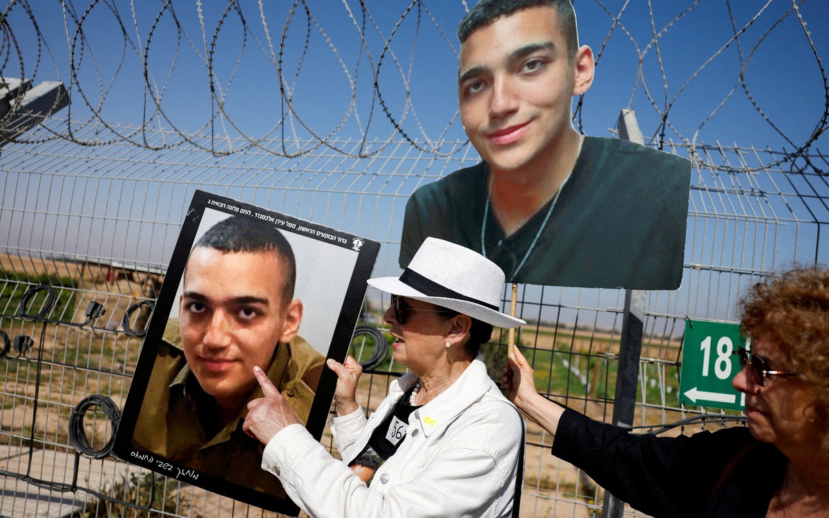 Hamas thả con tin Mỹ trong lúc đàm phán trực tiếp với Washington