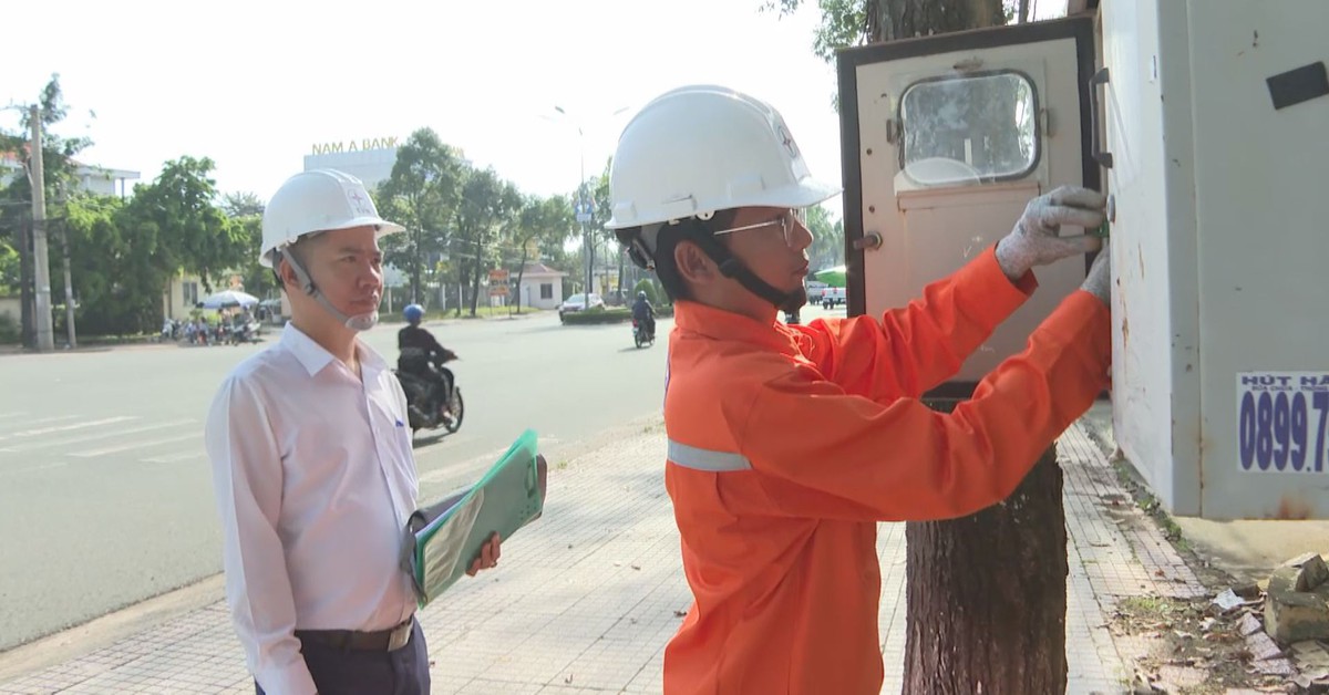 Cuộc thi clip ‘50 năm - Tỏa sáng miền Nam’: Điện lực Bình Phước đẩy mạnh tiết kiệm điện năng