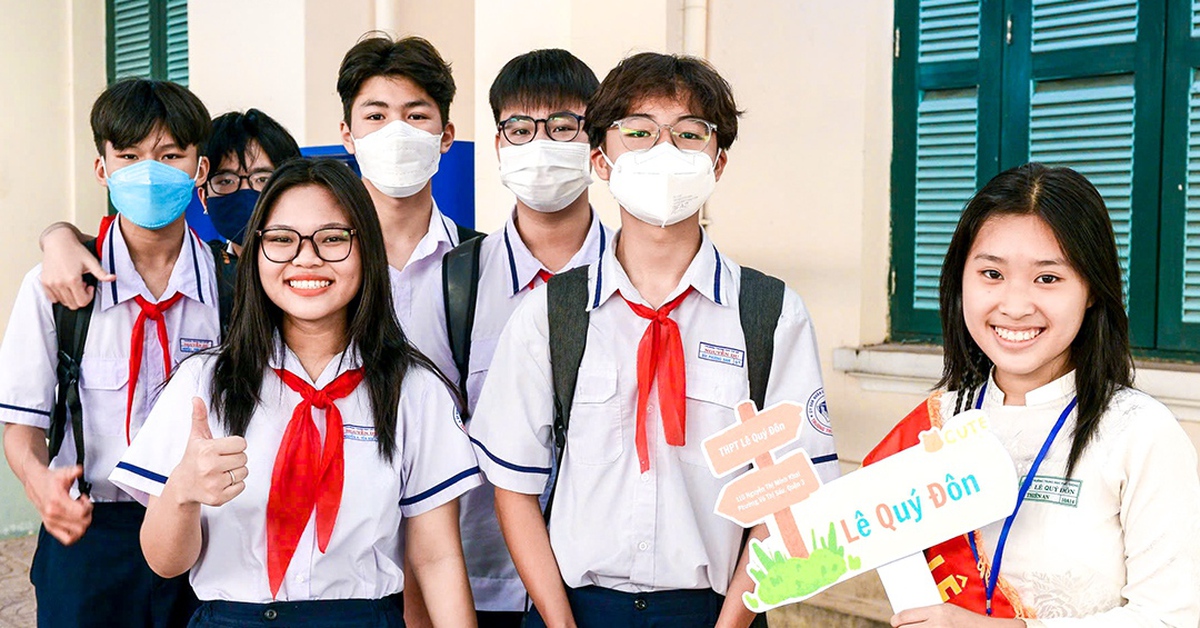 Dạy 2 buổi/ngày miễn phí sẽ chấm dứt dạy thêm, học thêm?