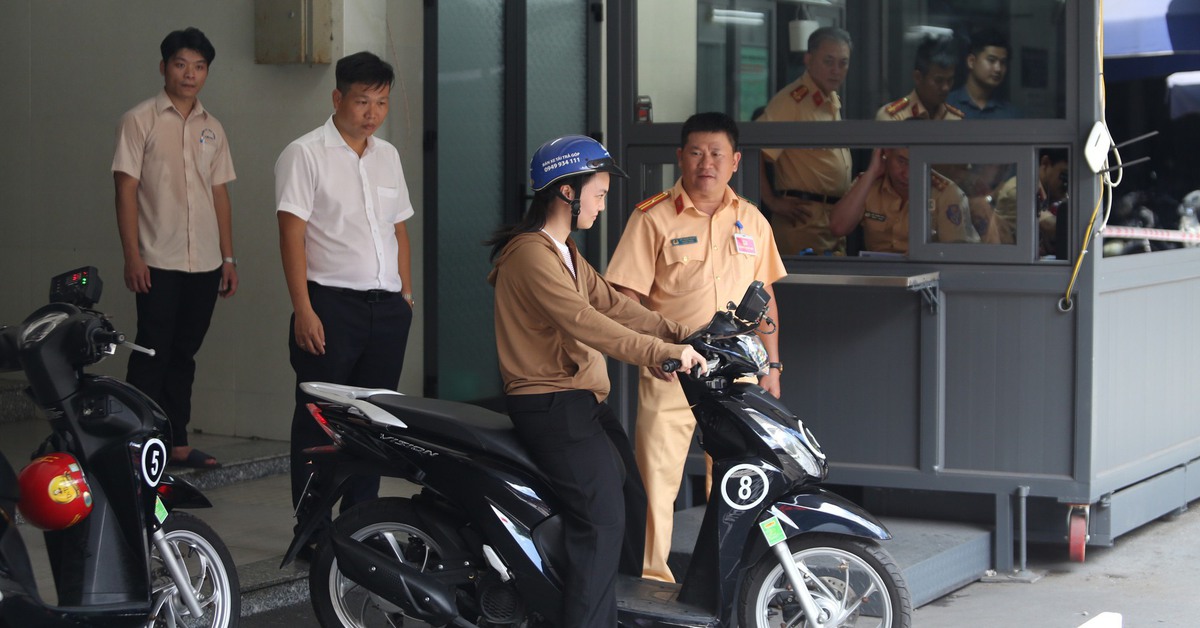 Sau sát hạch xe ô tô, CSGT TP.HCM tiếp tục tổ chức thi sát hạch xe máy lần đầu với 300 học viên