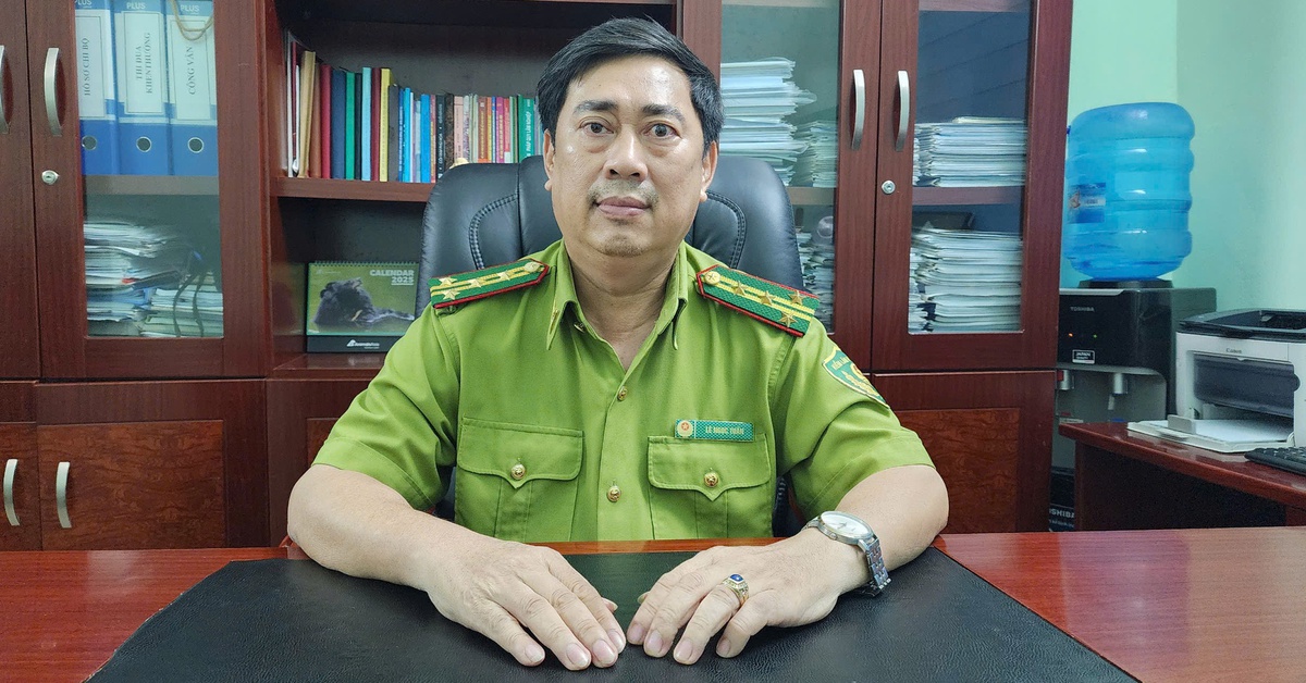 Mang chim trời đến quán cà phê phải có giấy tờ: Kiểm lâm nói gì?