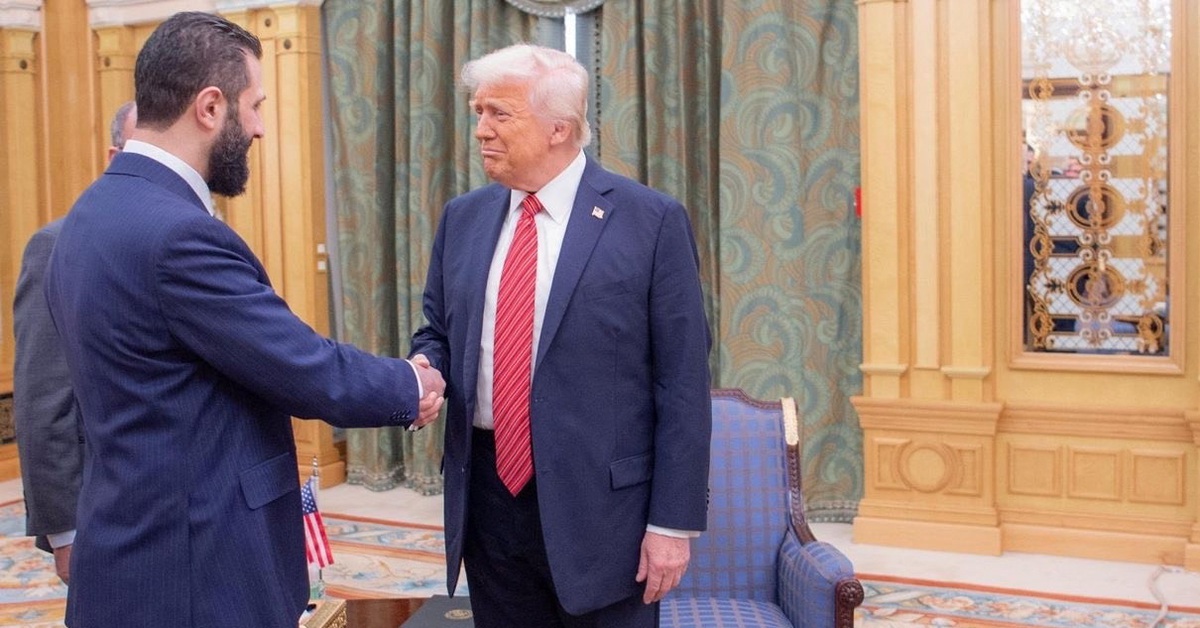 Ông Trump là tổng thống Mỹ đầu tiên gặp lãnh đạo Syria trong 25 năm qua