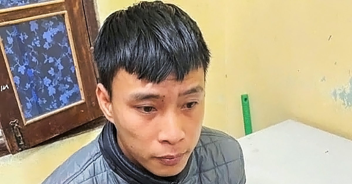 Nam thanh niên đâm chết người tình ra đầu thú