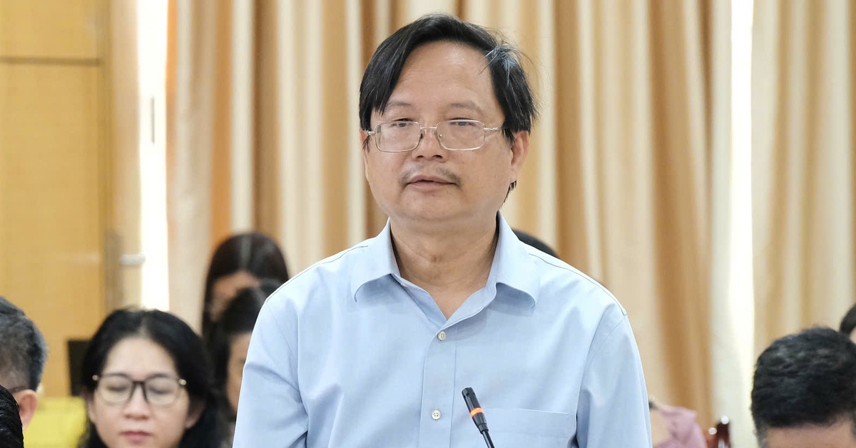 Tranh luận có nên xóa bỏ hội đồng trường?