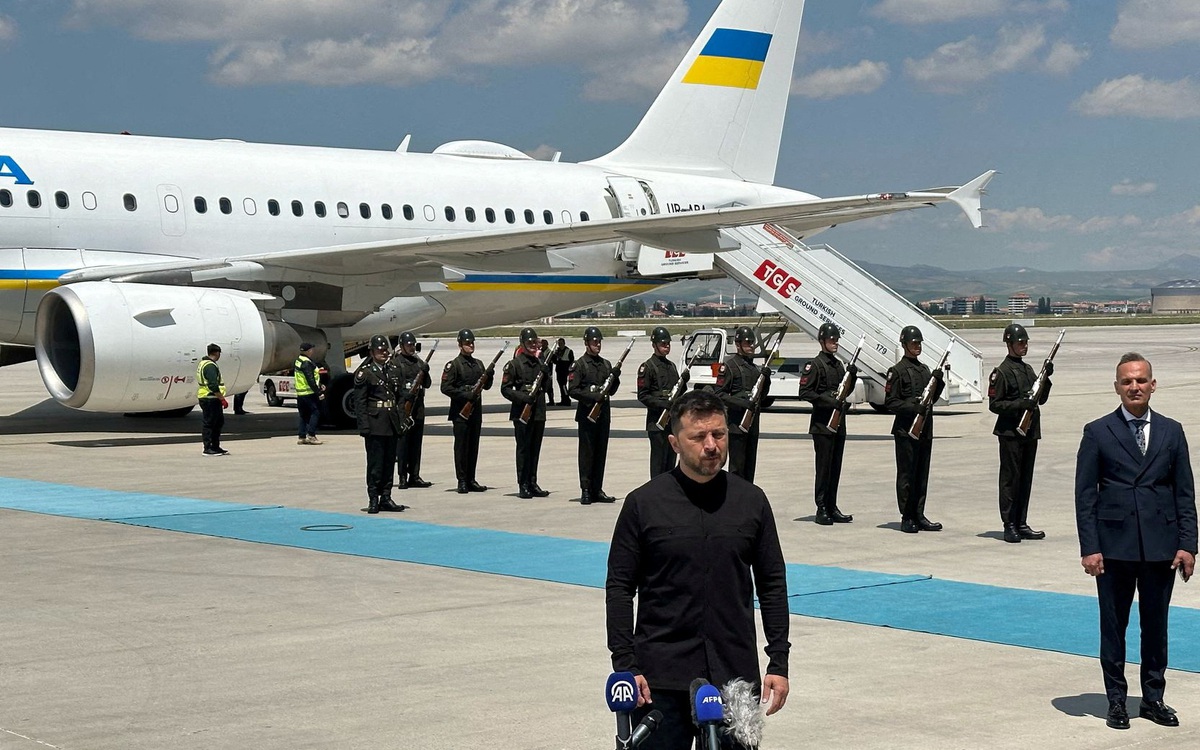 Ông Zelensky tại Thổ Nhĩ Kỳ: 'Cấp độ phái đoàn Nga gửi đến đàm phán chỉ mang tính trang trí'