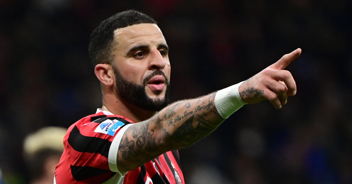 Kyle Walker ê chề khi bị AC Milan trả về Man City