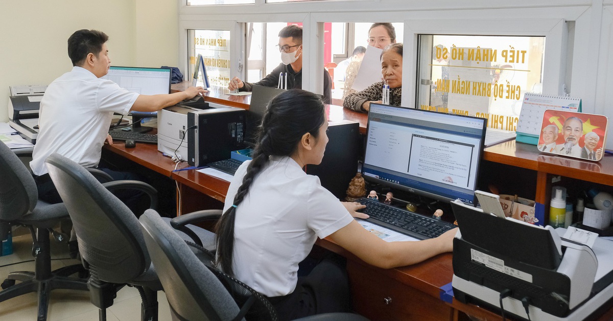 Tin tức sáng 16-5: 15,3 triệu người tham gia bảo hiểm thất nghiệp, giảm 26% số người nhận một lần