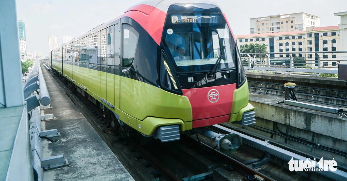 Càng bán nhiều vé càng lỗ, công ty vận hành metro Cát Linh-Hà Đông lãi nhờ đâu?