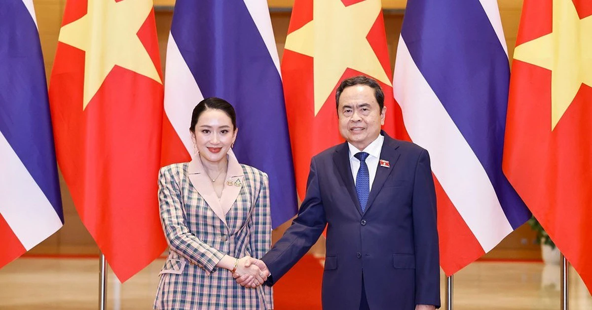 Chủ tịch Quốc hội Trần Thanh Mẫn tiếp đón Thủ tướng Thái Lan