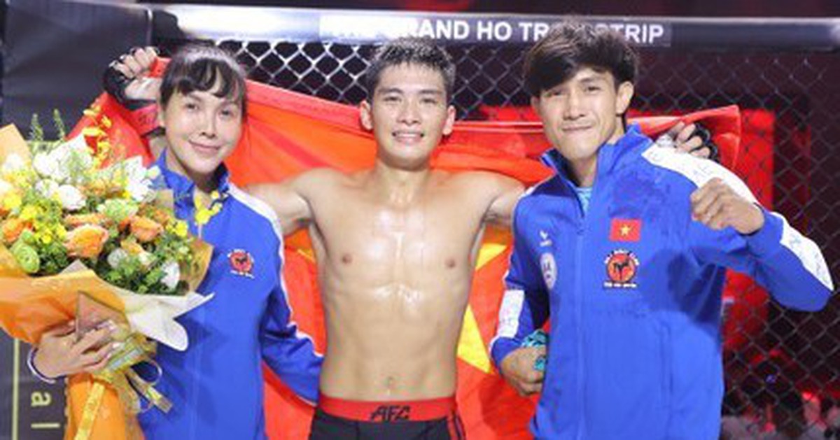 Duy Nhất tung đệ tử đấu võ sĩ Hàn Quốc ở HeatxAFC Warriors