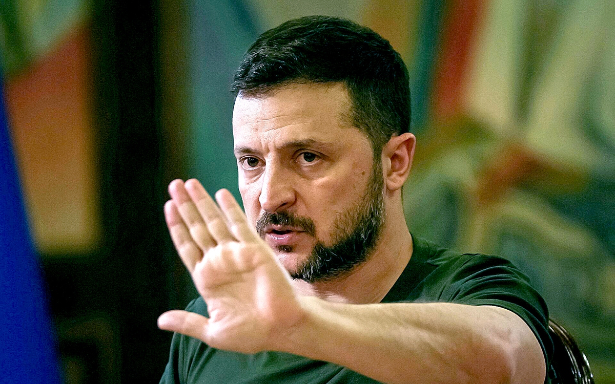 Nhiều bên giải oan cho ông Zelensky trước video cáo buộc dùng cocaine khi làm việc