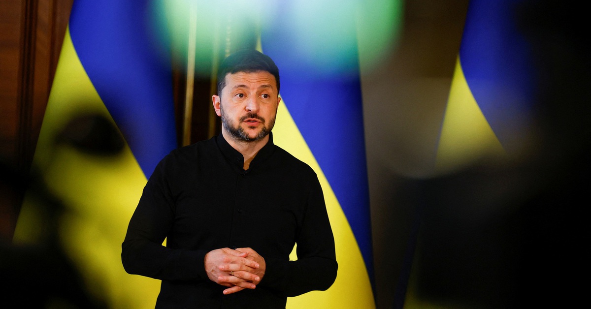 Ông Zelensky không hề mua 51% cổ phần công ty bạch kim ở Nam Phi