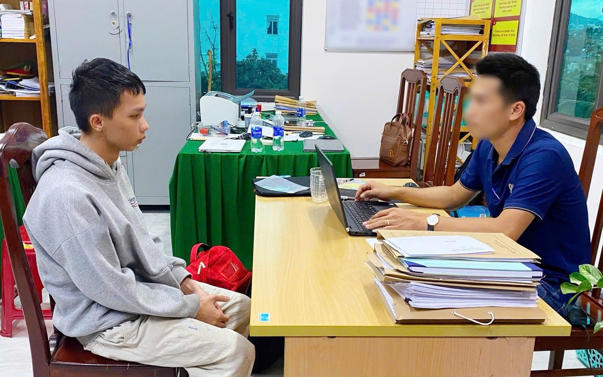 Khởi tố thanh niên dùng tài khoản ảo dụ dỗ học sinh khiêu dâm