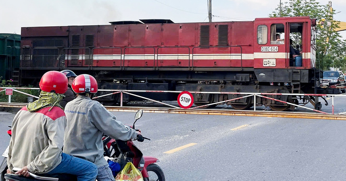 Đường sắt đồng ý chạy tàu Đồng Hới - Đông Hà đáp ứng nhu cầu sau sáp nhập