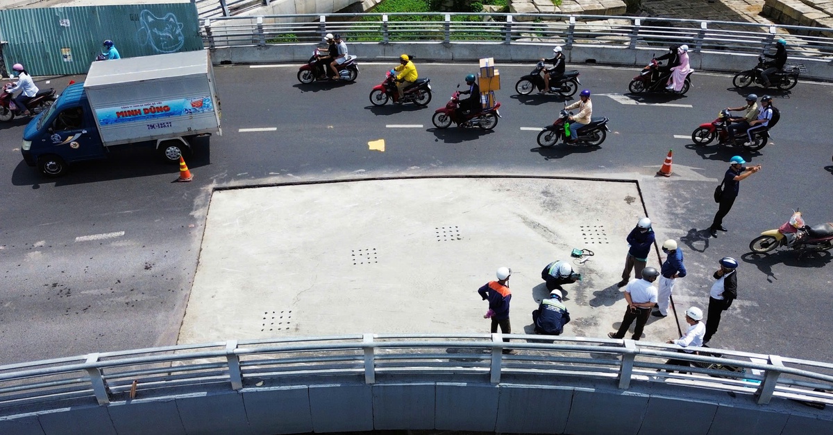 Vết sụt lún trên nút giao ngàn tỉ ở Nha Trang là do dầu mỡ