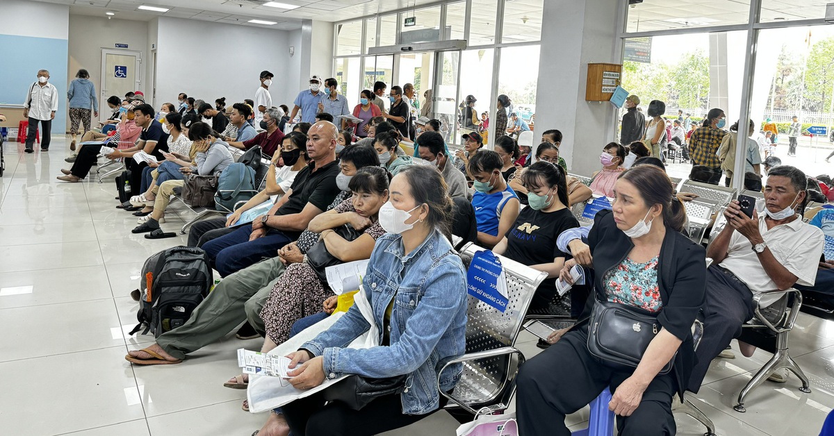 TP.HCM rà soát thuốc, thiết bị y tế, thực phẩm chức năng giả tại các cơ sở y tế