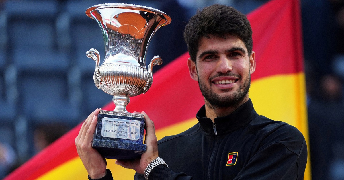 Alcaraz tự tin chinh phục Roland Garros sau khi chấm dứt chuỗi 26 trận bất bại của Sinner