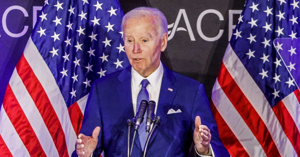 Ông Biden bị ung thư tuyến tiền liệt di căn đến xương: Nghiêm trọng ra sao, chữa được không?