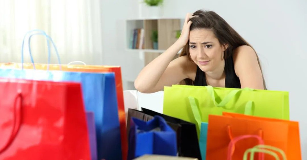 Chất núi đồ trong nhà, cẩn thận chứng rối loạn tích trữ