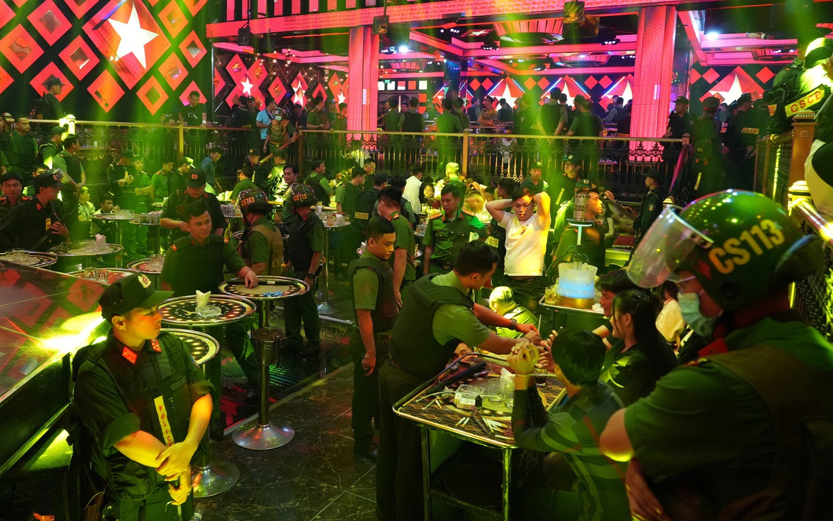 Hơn 300 cảnh sát Bình Thuận đột kích quán Paris Night