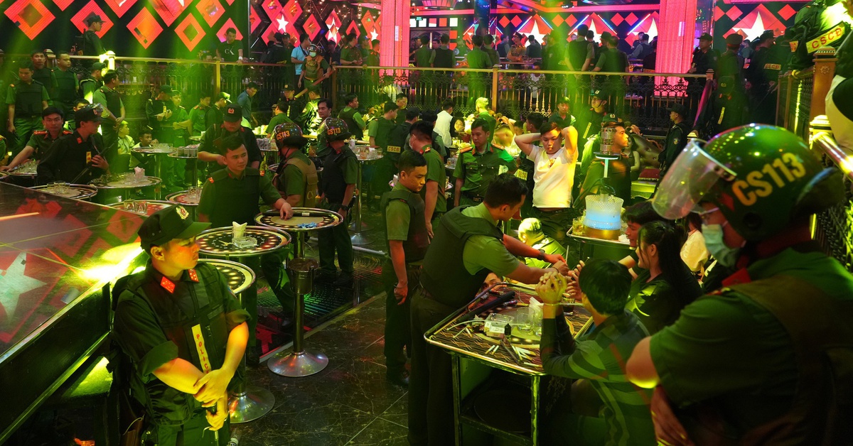 Hơn 300 cảnh sát Bình Thuận đột kích quán Paris Night