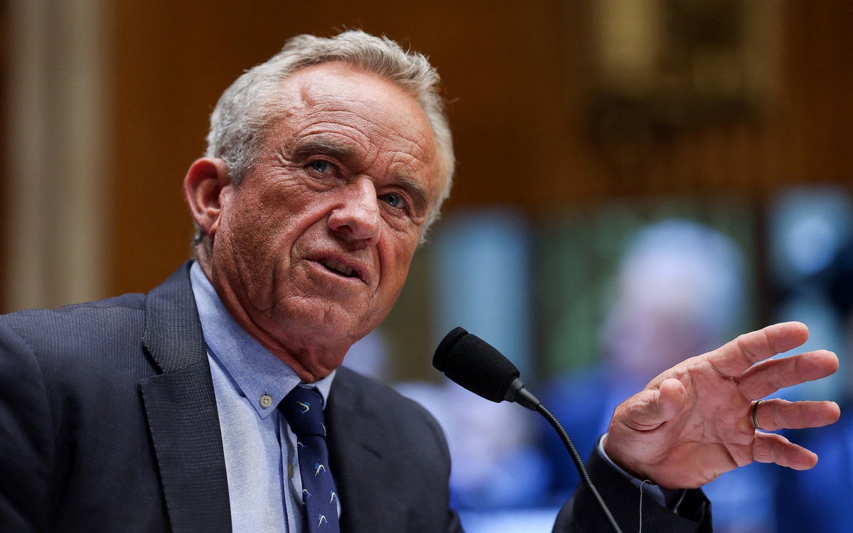 Bộ trưởng Y tế Mỹ kêu gọi các nước cùng rút khỏi WHO