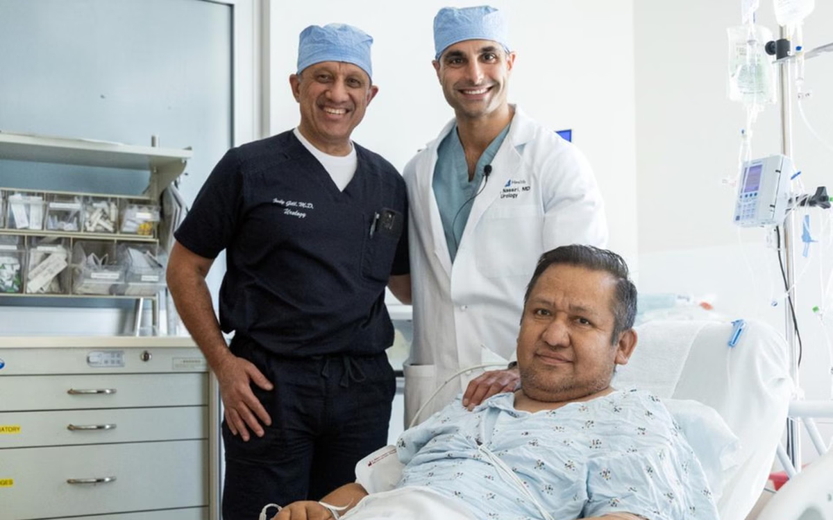 Mỹ thực hiện thành công ca ghép bàng quang đầu tiên trên người