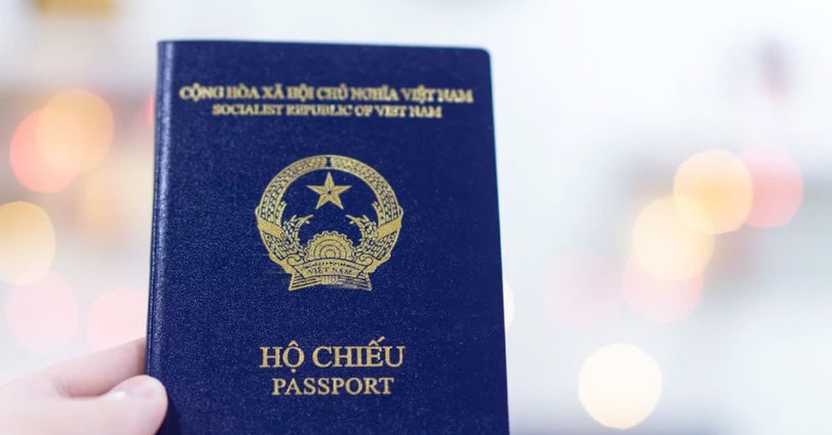 Người Việt Nam ra nước ngoài bao lâu bị xóa quốc tịch?