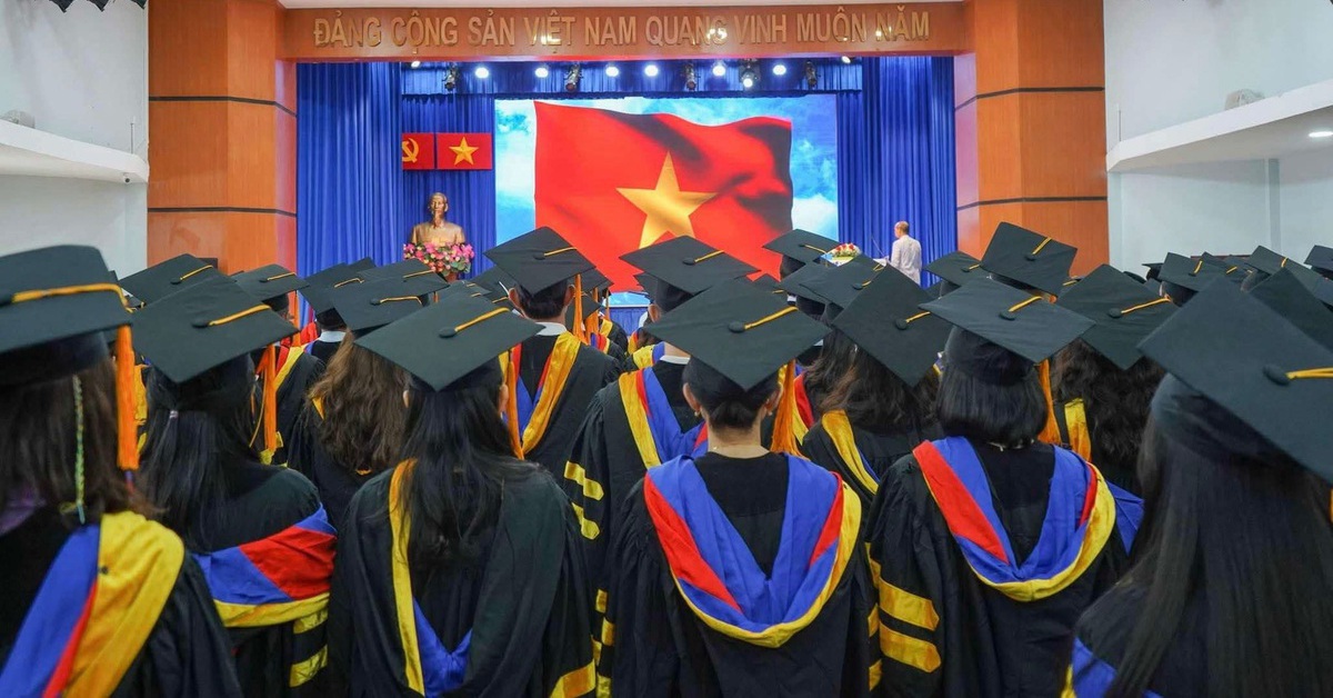 Gần 29.000 tiến sĩ làm giảng viên đại học, mỗi trường có 119 tiến sĩ