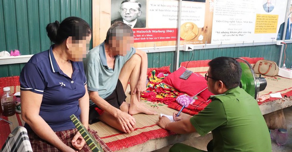 Kiểm tra cơ sở quảng cáo chữa ung thư bằng cách uống nước lọc ion kiềm