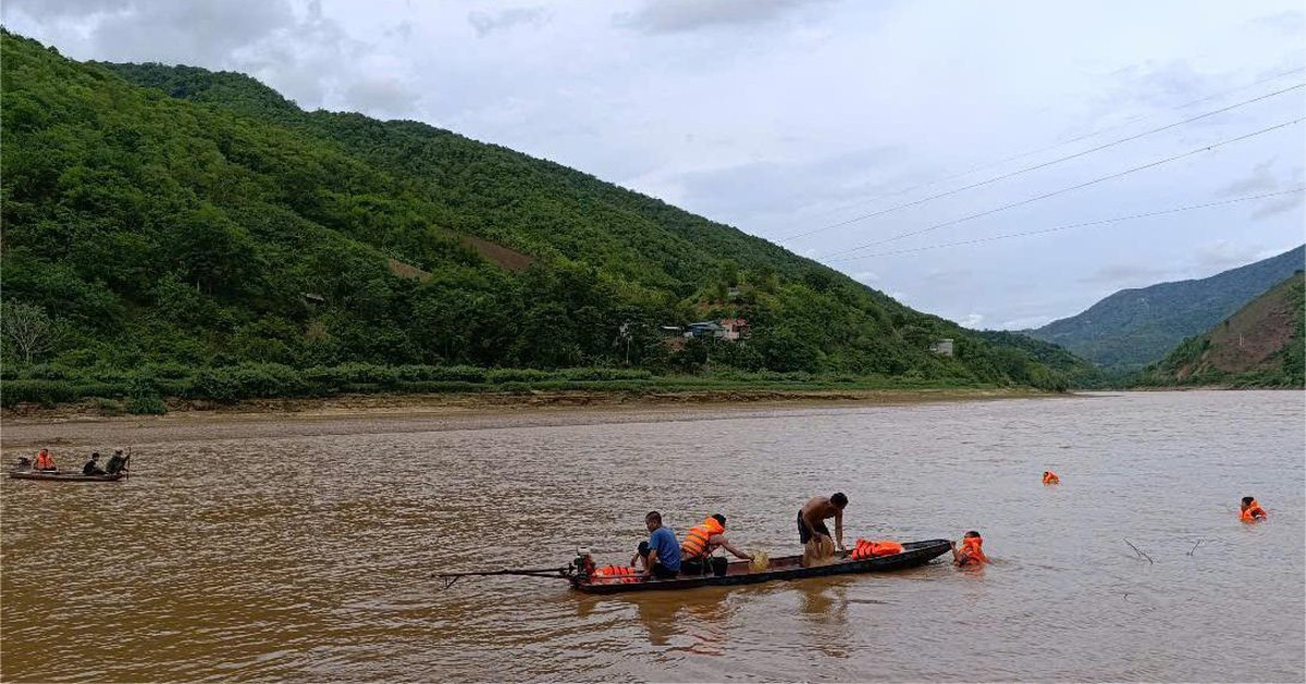 Tìm thấy thi thể hai chị em mất tích khi tắm trên sông Mã