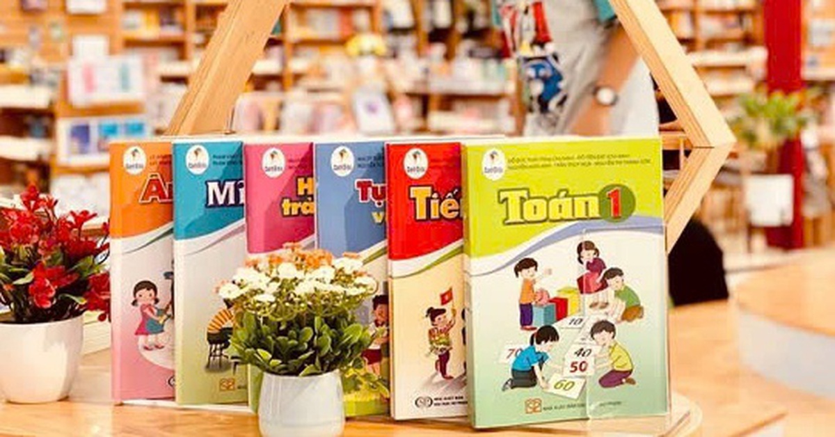 Sở GD-ĐT Hà Nội phải chịu trách nhiệm trước pháp luật trong việc lựa chọn sách giáo khoa