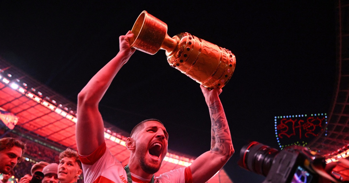 Bom Tấn Thể Thao Sáng 25/5: Stuttgart Lên Ngôi Cúp Quốc Gia, Sunderland Trở Lại Premier League!