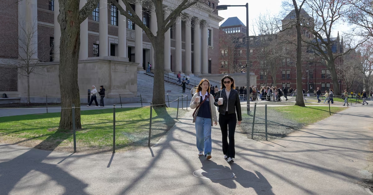 Truyền thông Trung Quốc: Harvard và Trung Quốc đang chung chiến hào