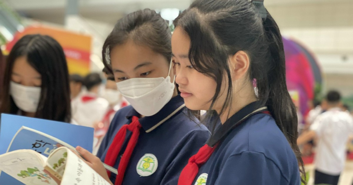 Nhà xuất bản Giáo Dục Việt Nam cung cấp sách giáo khoa điện tử miễn phí