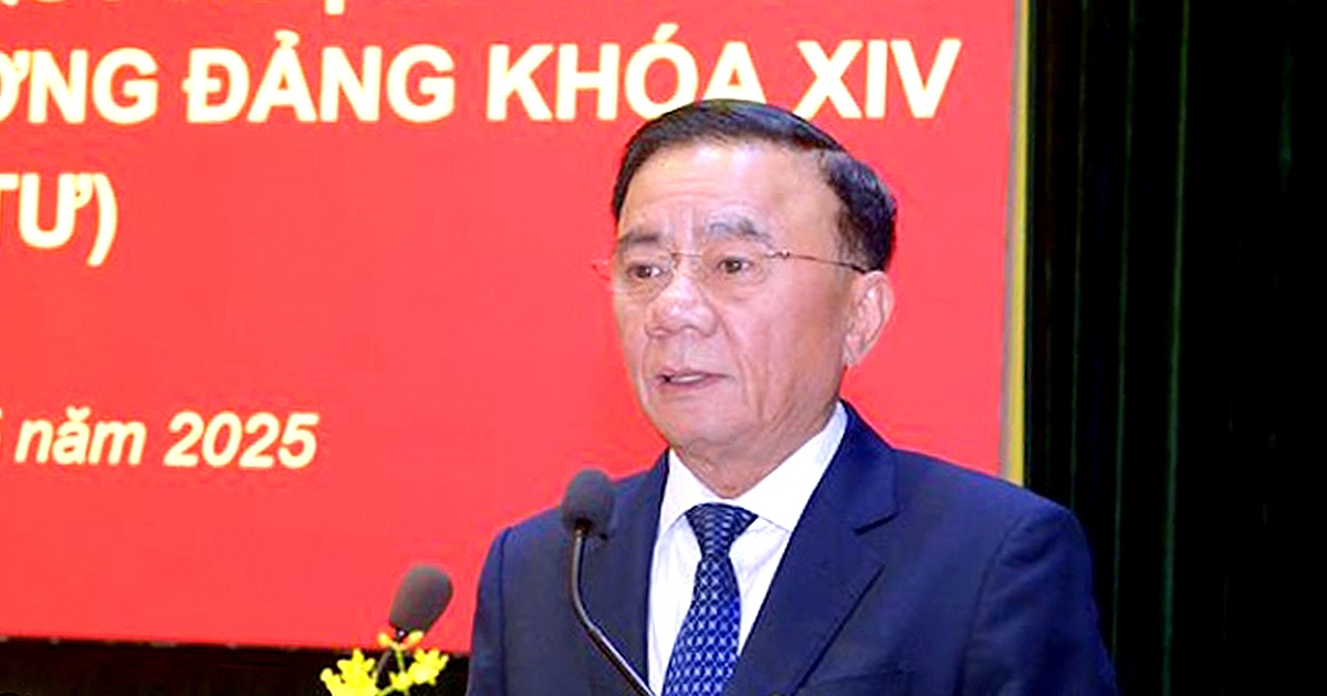 Khai giảng lớp bồi dưỡng cán bộ quy hoạch ủy viên Trung ương Đảng khóa XIV