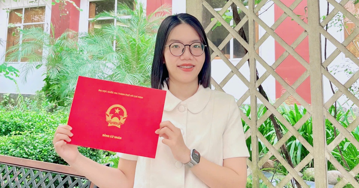 Cô gái từng trượt tiếng Anh đầu vào giành học bổng tiến sĩ ở Mỹ