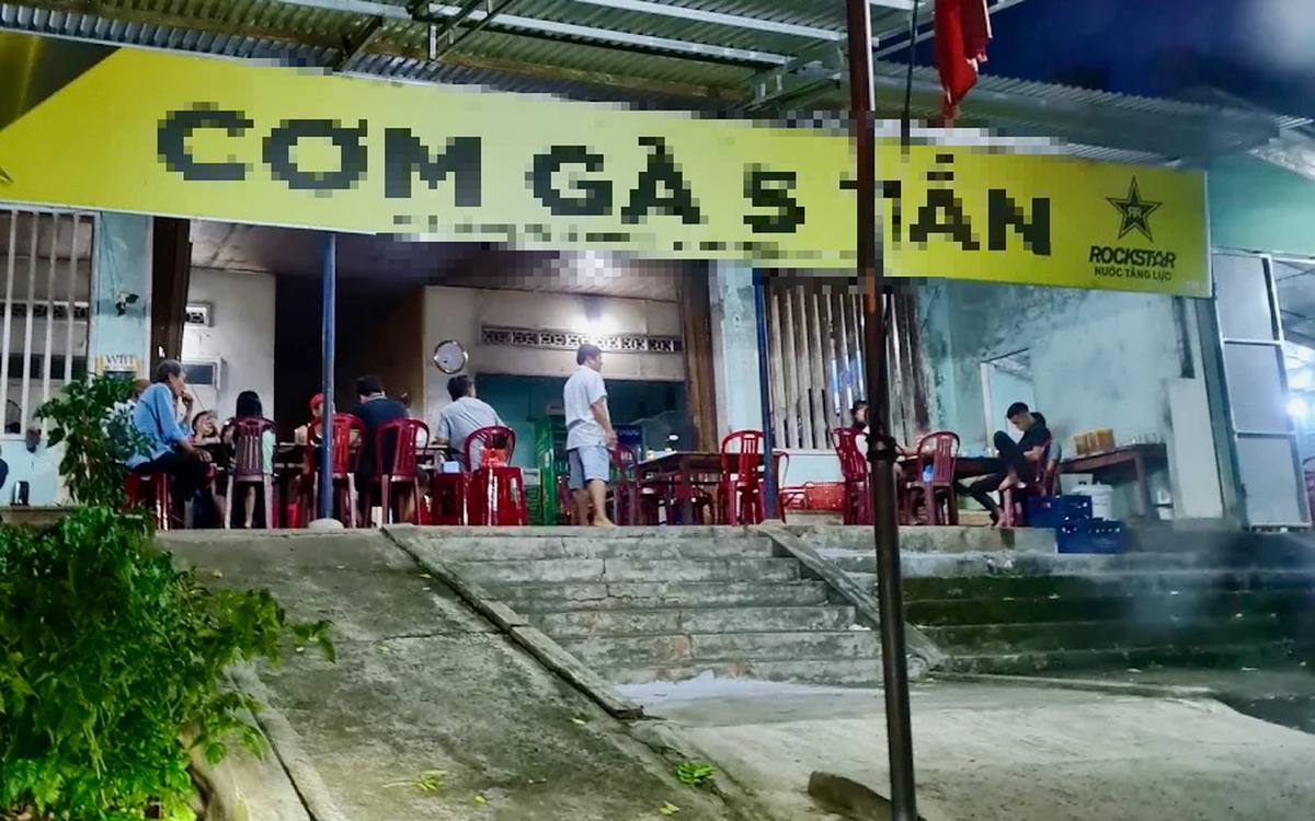 Vụ chủ quán cơm gà ở Bình Định cầm ghế đánh khách: Kết quả xác minh ban đầu của công an