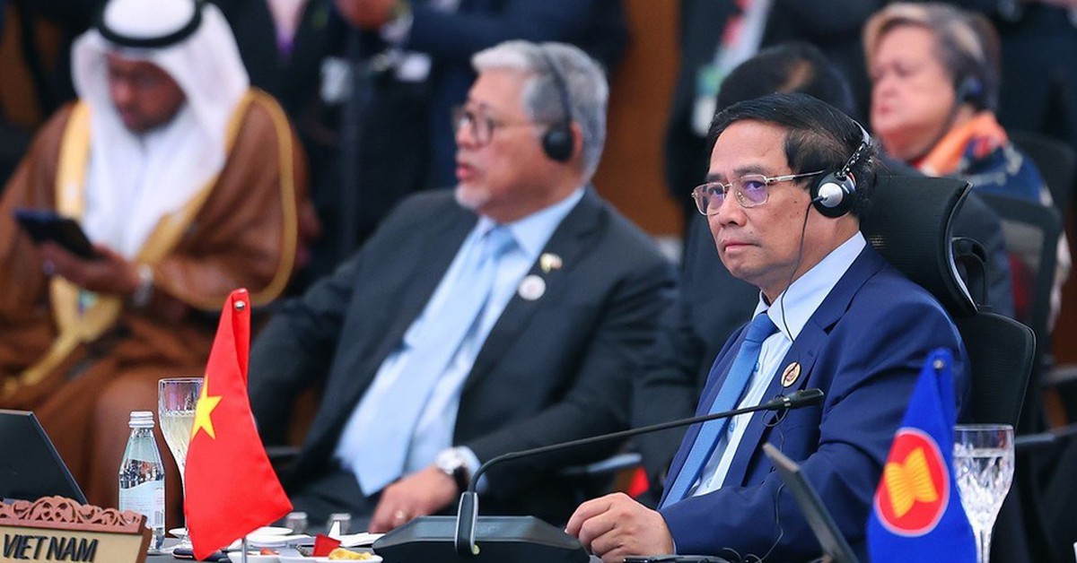 Thủ Tướng Việt Nam Đề Xuất Mạng Lưới Kết Nối Tài Chính Mạnh Mẽ Liên Kết TP.HCM với Các Trung Tâm Khu Vực